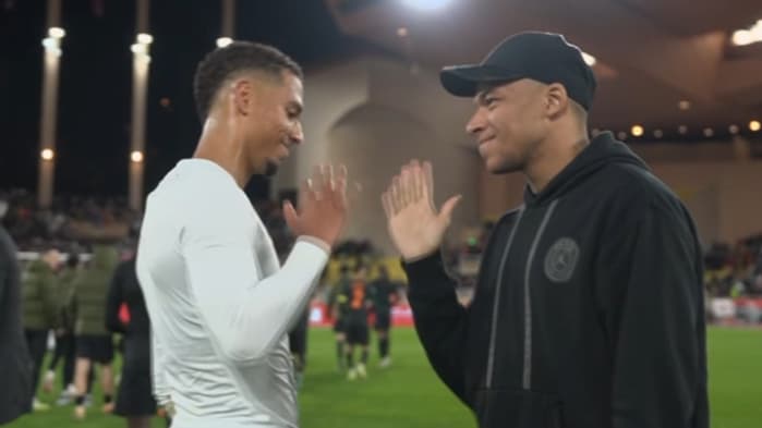 L'échange amical entre Mbappé et Kehrer après Monaco-PSG, 1er mars 2024