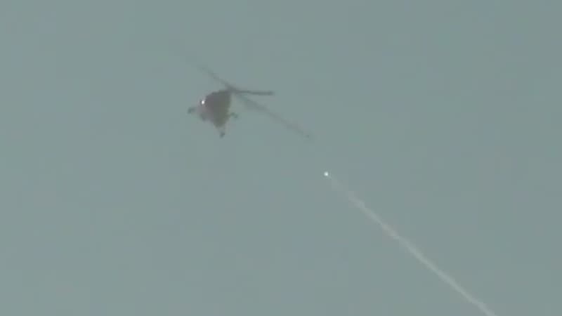 "C'est la première fois que les rebelles abattent un hélicoptère avec un missile sol-air", selon l'OSDH.