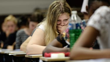 Les appareils connectés pourraient faire fureur auprès des tricheurs au bac
