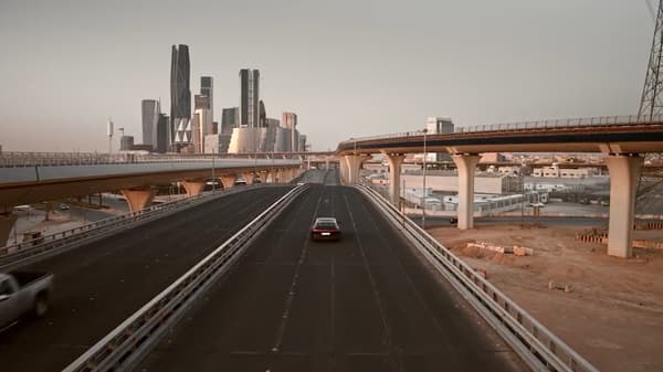L'Arabie saoudite vise les 30% d'électriques dans ses ventes de voitures neuves en 2030.