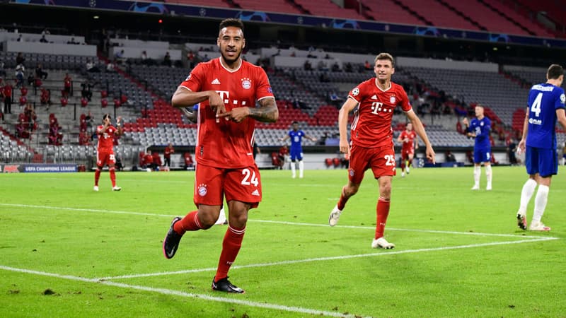 Bayern Munich: Tolisso reçoit un trophée UNFP