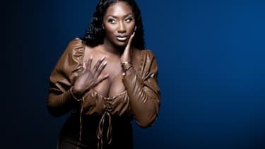 La chanteuse française Aya Nakamura, le 19 novembre 2020 dans le studio photo de l'AFP à Paris