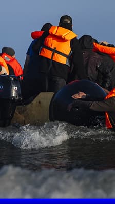  ROBIN DE BFM - Dans le Nord, un collectif citoyen vient en aide aux migrants 