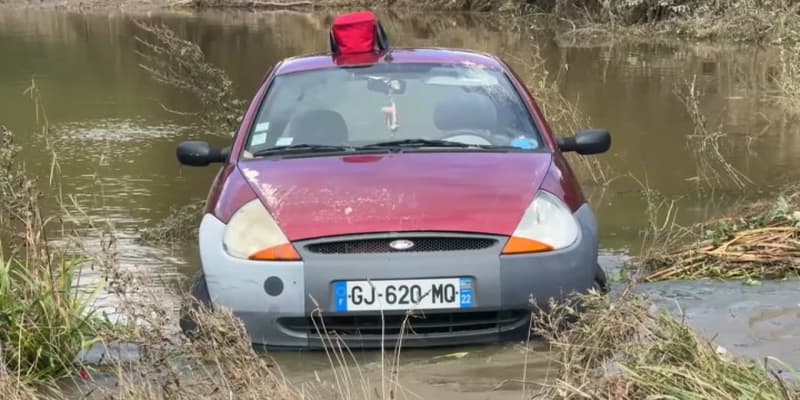 La voiture de la femme qui a perdu la vie dans des inondations dans les Côtes-d'Armor
