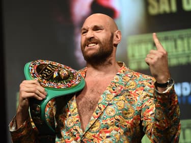 Tyson Fury lors d'une conférence de presse avant son troisième combat contre Deontay Wilder en octobre 2021
