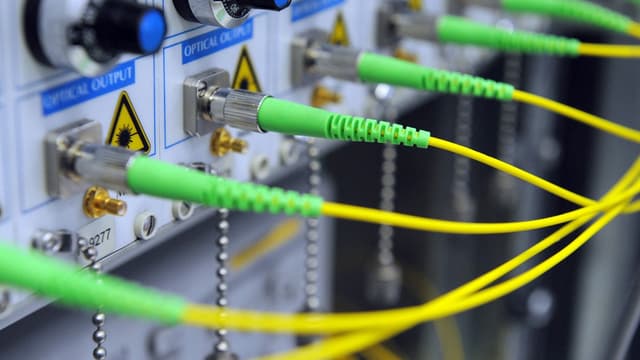 Les Operateurs Devront Distinguer Vraie Et Fausse Fibre Optique