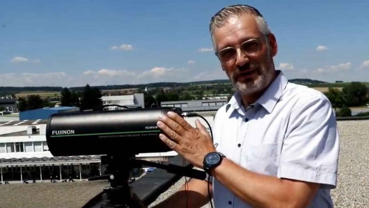 La caméra de surveillance SX800 présentée par Fujifilm