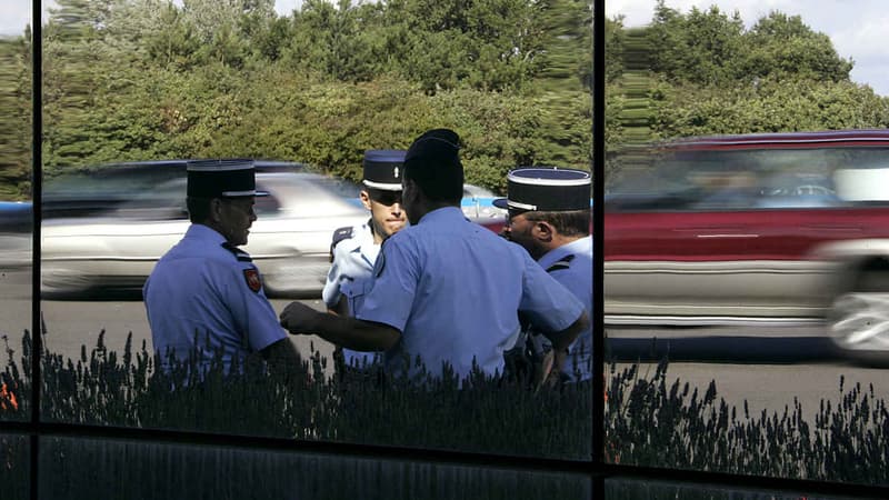 Une centaine de gendarmes ont été mobilisés dans l'enquête sur un réseau de cambrioleurs dans le sud-ouest (illustration).