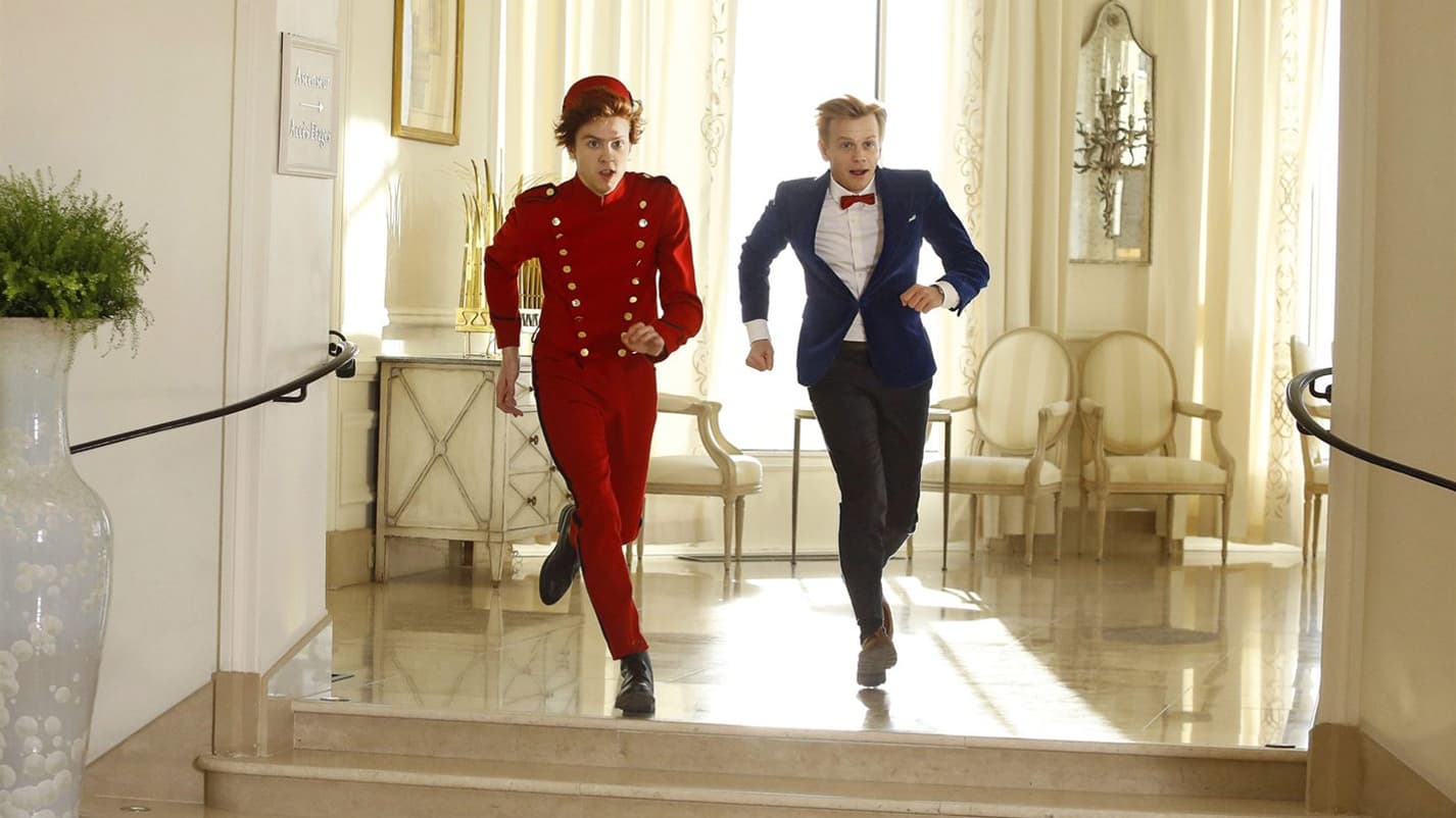 Thomas Solivérès et Alex Lutz dans Spirou et Fantasio. Thomas Solivérès et Alex Lutz dans Spirou et Fantasio.