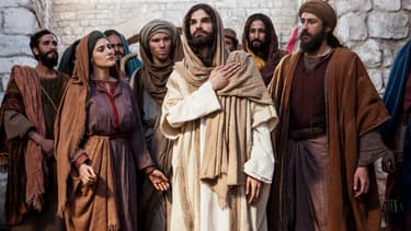 Mike Massy incarne Jésus dans le nouveau spectacle de Pascal Obispo.