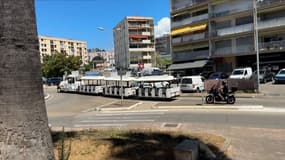 Accident d’un petit train touristique à Ajaccio: 18 blessés dont 4 graves