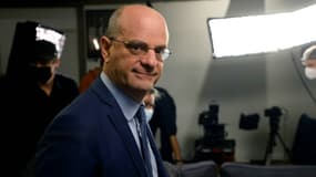 Le ministre de l'Education nationale Jean-Michel Blanquer à Saint-Denis, près de Paris, le 4 mars 2021