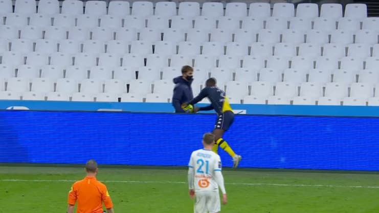 Fodé Ballo-Touré lors du match OM-Monaco, le 12 décembre 2020 Fodé Ballo-Touré lors du match OM-Monaco, le 12 décembre 2020