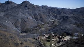 Les montagnes de Santa Monica après l'incendie.