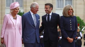 Charles III et Camilla, à l'Elysée avec Emmanuel et Brigitte Macron, le 20 septembre 2023.