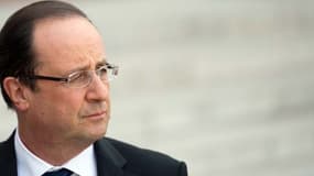 François Hollande a rappelé à ses ministres leur devoir de "solidarité", après plus d'une semaine de polémique sur les Roms.