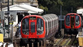 La police enquête après un attentat à la station de métro Parsons Green, à Londres, le 15 septembre 2017.