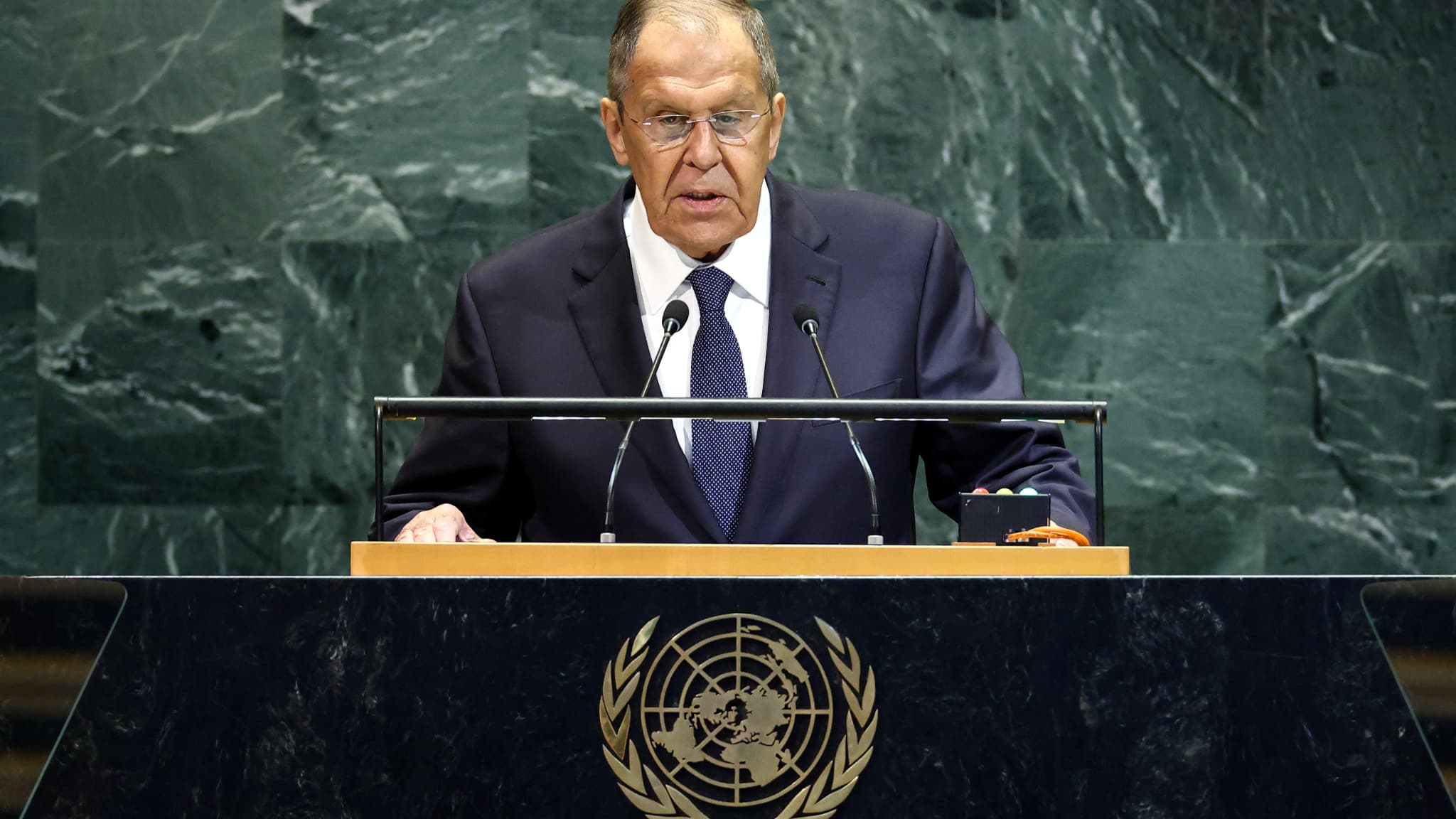 "IL NE DOIT PAS Y AVOIR DE DOUTES SUR CE POINT": MOSCOU ASSURE QUE TOUTE ATTAQUE CONTRE LA RUSSIE ENTRAÎNERAIT UNE "RÉPONSE RÉSOLUE"