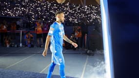 Neymar lors de son entrée sur le terrain, pour sa cérémonie de présentation, à Riyad, le 19 août 2023