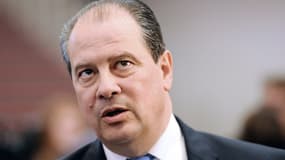 Jean-Christophe Cambdélis évoque, entre autre, Manuel Valls, comme candidat "possible pour 2017.