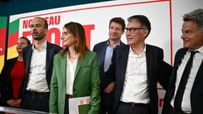 Mathilde Panot, Manuel Bompard, Marine Tondelier, Yannick Jadot, Olivier Faure et Fabien Roussel à Paris le 14 juin 2024