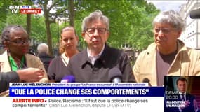 Jean-Luc Mélenchon souhaite "une police aussi désarmée que possible pour qu'elle inspire le respect"