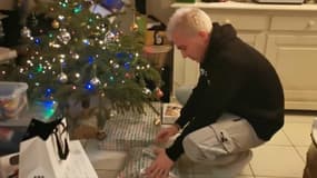 Testés positifs au Covid-19, de nombreux Français ont dû se résoudre à fêter Noël seul ou en très petit comité.