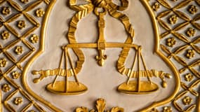 La balance de la justice, au tribunal de Douai