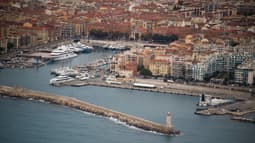 Le port de Nice.