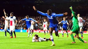 Demba Ba avec Chelsea contre le PSG, à Londres le 8 avril 2014