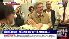 Législatives 2022: Jean-Luc Mélenchon vote à Marseille