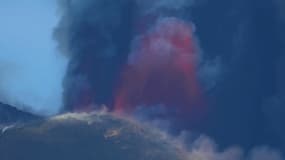 Les images de la nouvelle éruption de l'Etna ce vendredi