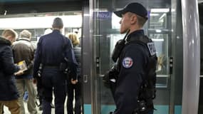 La police nationale dans le métro parisien (image d'illustration).