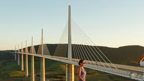 Un automobiliste a roulé une vingtaine de kilomètres avant de se rendre compte qu’il avait oublié sa femme, sur l'aire du viaduc de Millau.