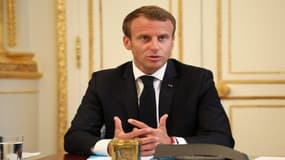 Hommage à Pétain par Macron: "C'est salir la mémoire des autres maréchaux" dénonce le président du CRIF sur RMC