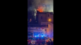 Lyon: les images de l'incendie qui a fait un mort à Vaise 