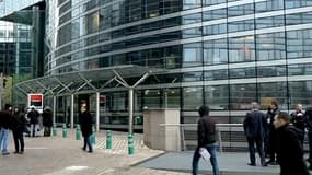Le siège parisien de la Société Générale ce lundi peu de temps après les tirs