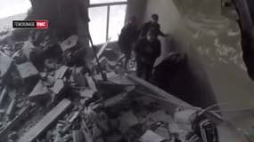 Syrie: un Casque blanc raconte le retrait du convoi humanitaire sous les bombes