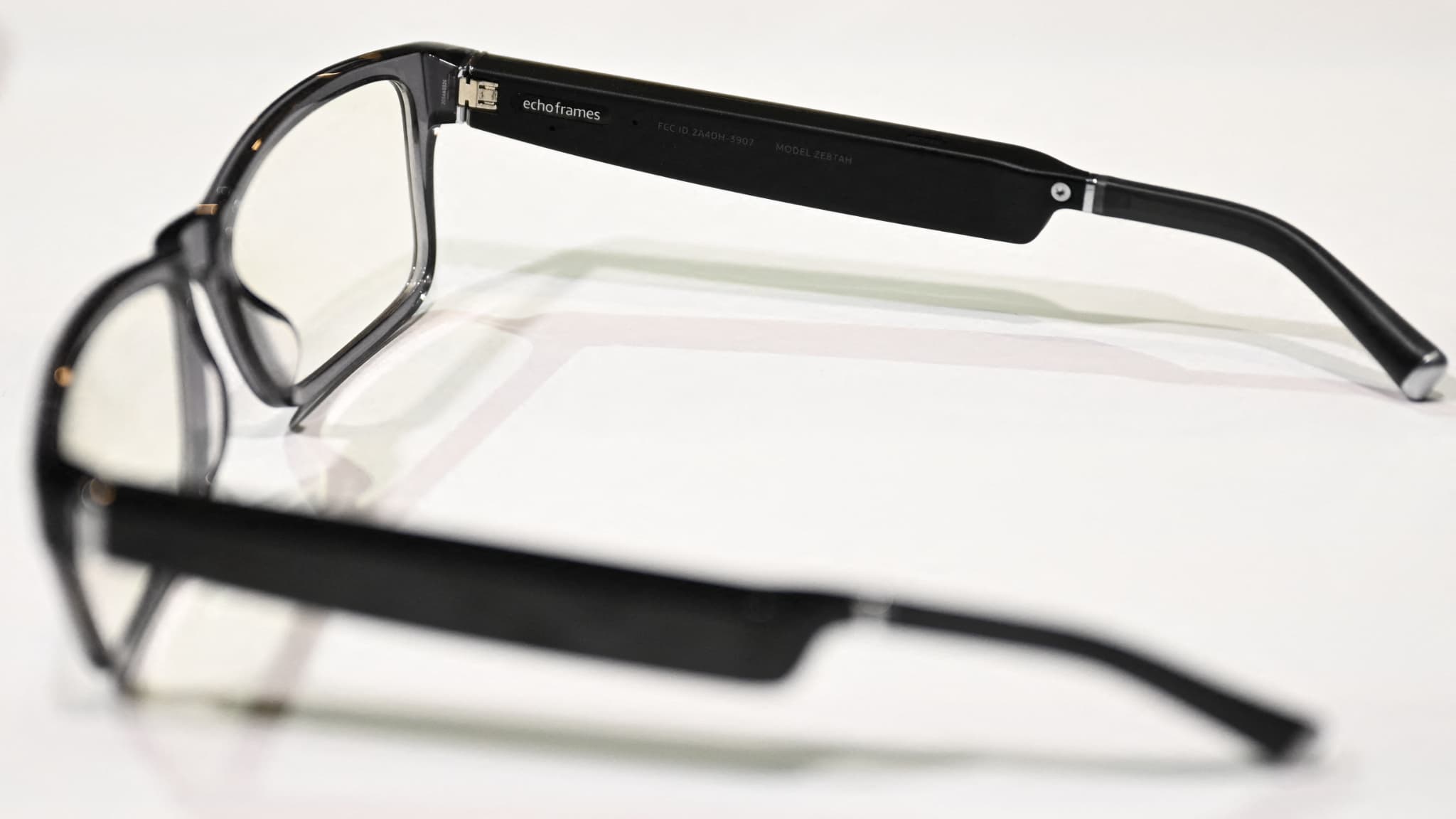 AMAZON DÉVELOPPERAIT SES PROPRES LUNETTES DE RÉALITÉ AUGMENTÉE, QUI SERAIENT LANCÉES D'ICI UN PEU PLUS D'UN AN