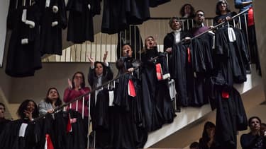 Les avocats ont ôté leurs robes à Lyon lundi.