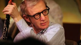 Woody Allen, ici en 2006, a été sanctionné par la direction de l'équipe des New York Knicks.