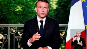 Capture d'écran du président Emmanuel Macron lors de son allocution télévisée pour annoncer la dissolution de l'Assemblée nationale le 30 juin 2024 à Paris