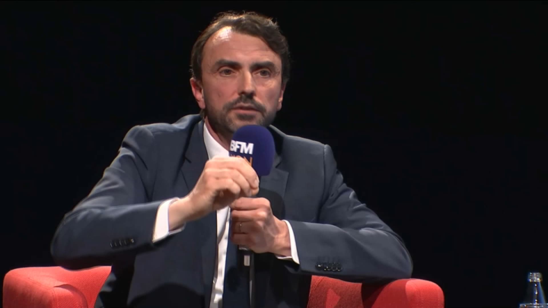 Sécurité, voiture, union de la gauche… ce qu'il faut retenir de grégory doucet face aux lyonnais