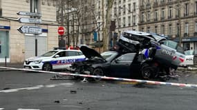 Dix policiers ont été légèrement blessés samedi matin à Paris après le refus d'obtempérer d'un conducteur qui a donné lieu à un accident avec trois voitures de police