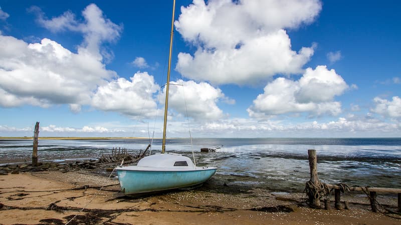 Un thorax et une jambe découverts sur une plage en Charente-Maritime - Jeudi 7 avril 2016