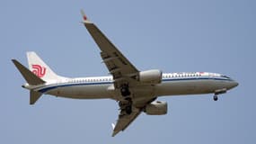 Un Boeing 737 MAX d’Air China arrive à l’aéroport international de Pékin, en Chine, le 16 avril 2025 (photo d'illustration).