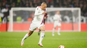 I. Slimani