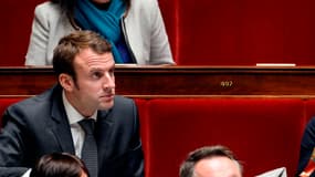 Emmanuel Macron, le ministre de l'Economie, défend les projets gouvernementaux