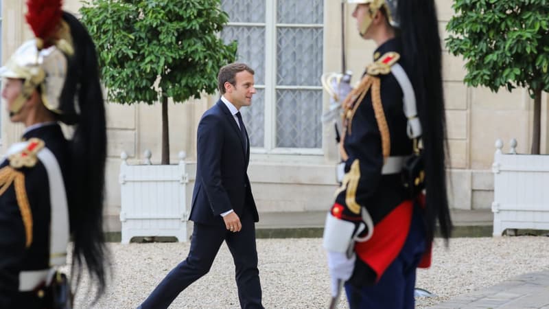 Emmanuel Macron veut "arrimer la société au travail"