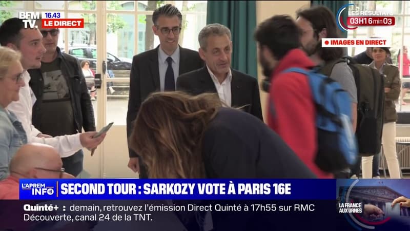 Second tour des législatives: Nicolas Sarkozy et Carla Bruni votent dans le 16e arrondissement de Paris